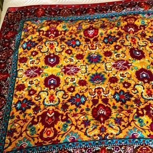 Kenzo Paris beautiful scarf big size 100 wool luxury item